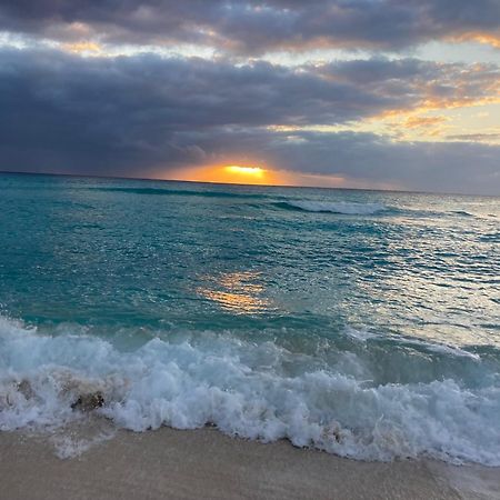 Cancun Oceanfront, Entire Apartment ภายนอก รูปภาพ