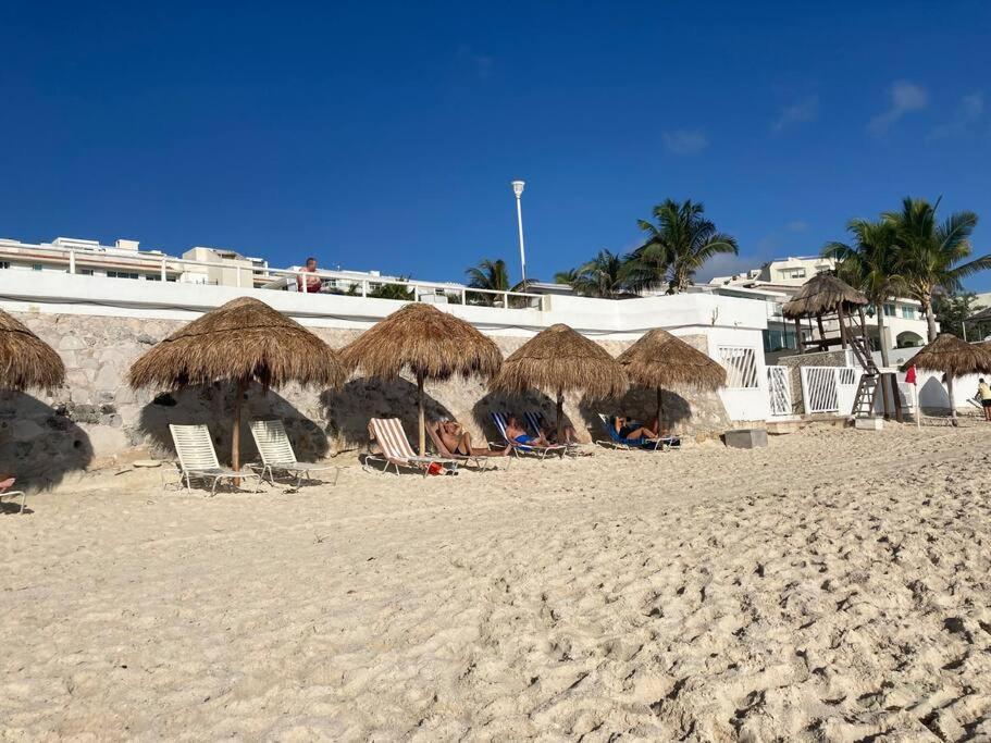 Cancun Oceanfront, Entire Apartment ภายนอก รูปภาพ