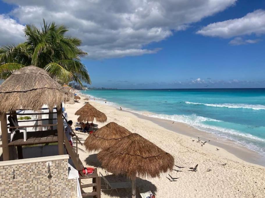 Cancun Oceanfront, Entire Apartment ภายนอก รูปภาพ