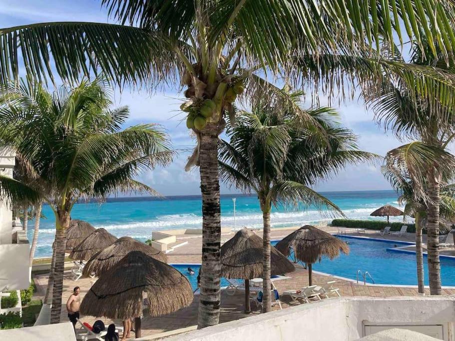 Cancun Oceanfront, Entire Apartment ภายนอก รูปภาพ