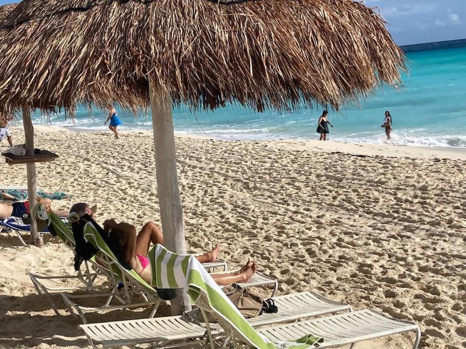 Cancun Oceanfront, Entire Apartment ภายนอก รูปภาพ