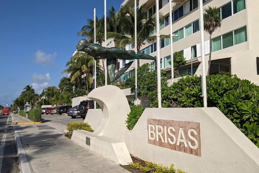 Cancun Oceanfront, Entire Apartment ภายนอก รูปภาพ