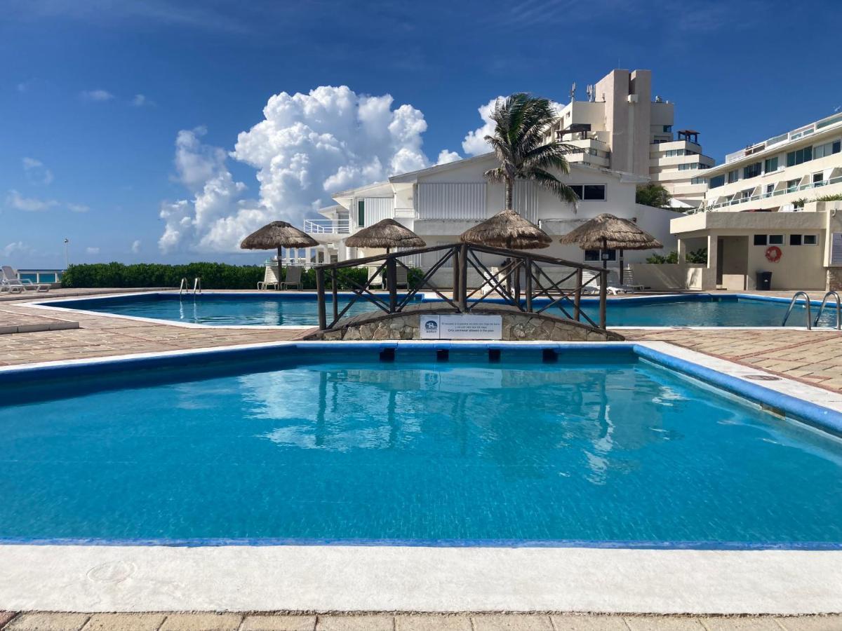 Cancun Oceanfront, Entire Apartment ภายนอก รูปภาพ